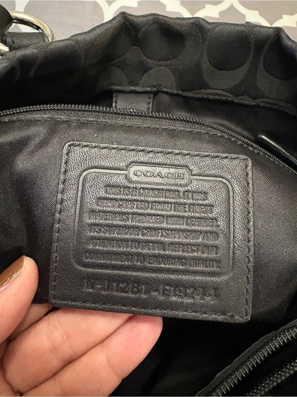 Coach Ashley Signature Canvas and Leather Tote Bag Satchel Purse - Picture 6 of 9